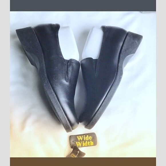 Peerage 8WW black leather loafers. NEW - Picture 2 of 7